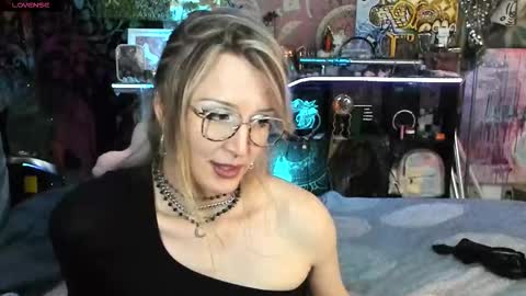 Xaevynne  Sometimes Milla Milla The Cute as a Buttom Brunette     online show from November 23, 6:55 am