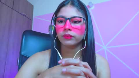 XALLYSONX online show from March 19, 12:10 pm