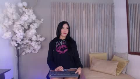 Andrea online show from July 20, 11:17 pm