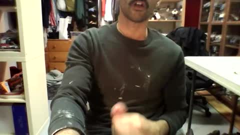 xander4369 online show from December 5, 10:18 pm