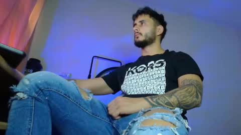 XanderCageX online show from November 18, 9:01 am