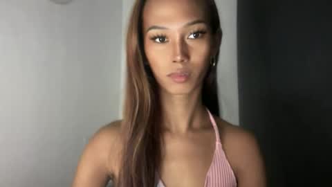 Cassandra online show from November 21, 5:22 pm