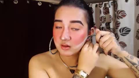 Nira   NOT INTO CHEAP GUYS  online show from January 5, 5:51 pm