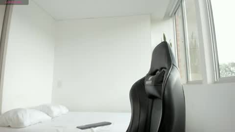 Xavier online show from May 18, 8:26 pm