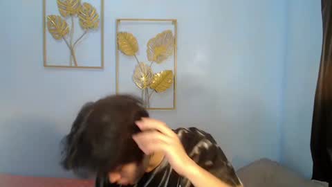 xcharls08 online show from June 14, 7:43 am