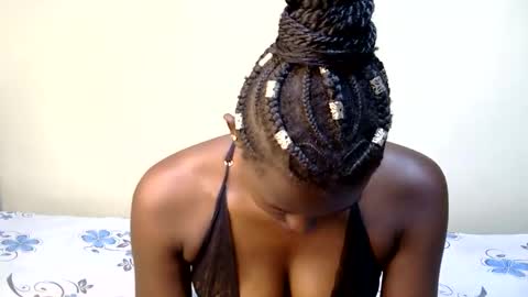 xeenah online show from January 16, 9:46 pm