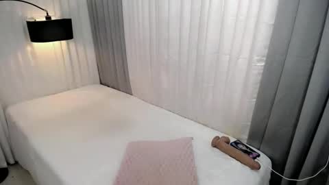 GWEN THOMPSON .......   online show from March 23, 12:04 am