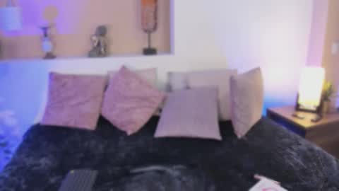  X I O M A R A  online show from February 8, 12:08 pm