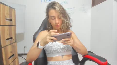 Isa  --------   online show from January 19, 8:19 pm