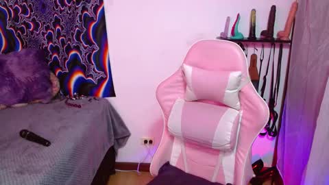 xizette online show from October 14, 5:49 pm