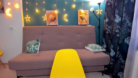 Chloe online show from January 14, 11:10 am