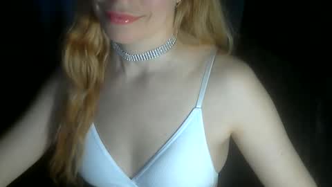 xlorax77703 online show from June 11, 2:33 am