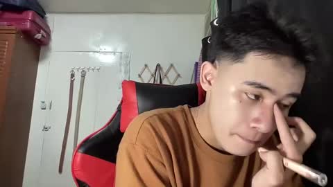 MIKAEL online show from December 22, 9:00 am