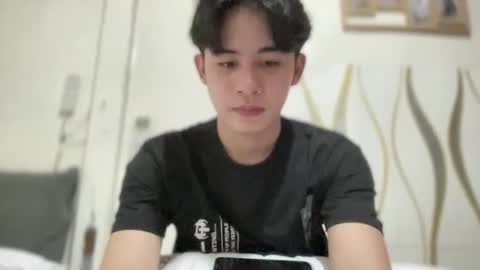 MIKAEL online show from April 6, 3:35 pm