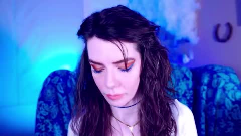 Bella Bondai online show from March 20, 6:18 am