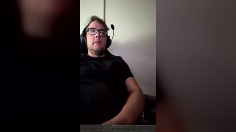 xrazorman online show from July 18, 1:24 pm