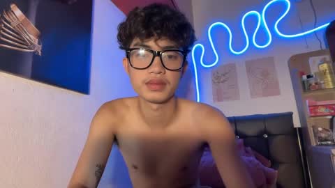 xsianhotcocxx online show from April 10, 2:11 pm