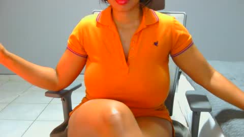 spykeXtee online show from July 2, 4:50 am