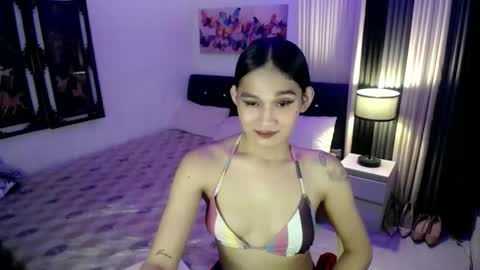 xtspetitehugecock online show from January 10, 12:16 am