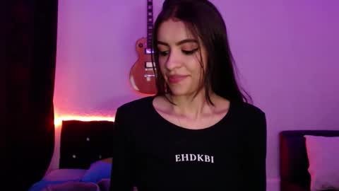 Snapshot of xx_johnson_xx chatting on September 30, 10:37 am VALE online show from September 30, 10:37 am