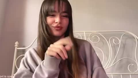Lily online show from July 23, 12:14 pm