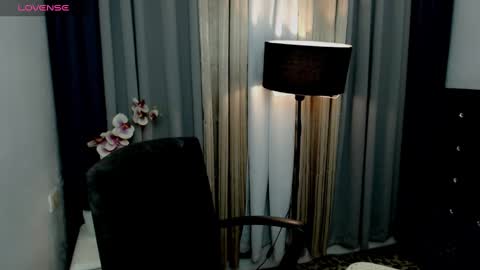 Sophie online show from February 25, 1:53 pm