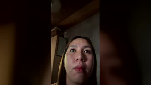 Dyanna Zulla online show from February 19, 7:07 am