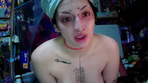 xxkillerxkatxx online show from October 14, 3:31 am