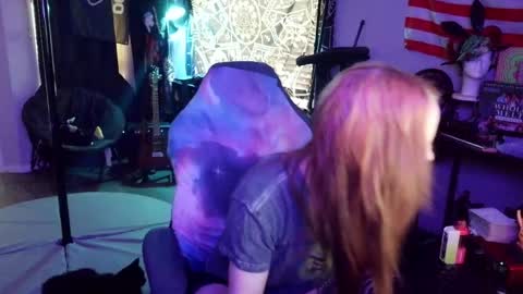 Lilith online show from June 4, 12:05 am