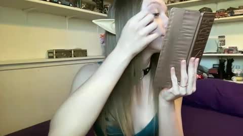 Snapshot of xxloveanastasia chatting on October 2, 4:50 pm LoveAnastasia online show from October 2, 4:50 pm