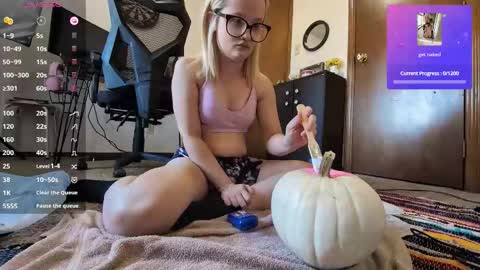 Nicole online show from October 12, 9:27 pm