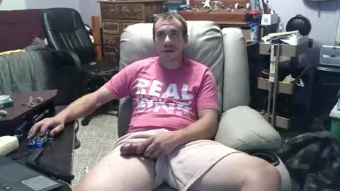 xxScubaStevexx online show from October 28, 2:45 am