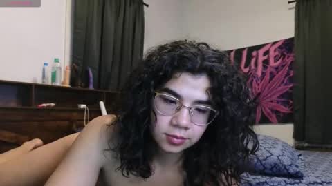 xxsexymami online show from March 27, 2:39 am