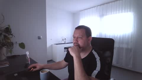 Eddi online show from January 23, 12:19 pm