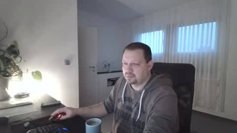 Eddi online show from January 23, 7:22 am