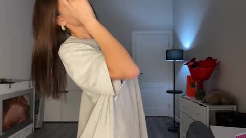 xxx_leila online show from April 22, 10:11 am