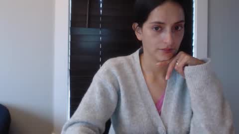 Lola online show from October 20, 7:19 pm