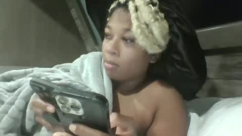 Danielle online show from February 19, 8:24 am