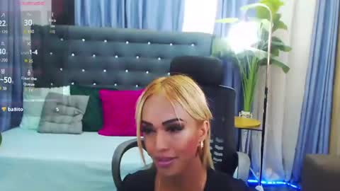 Yasmin online show from November 1, 6:51 pm