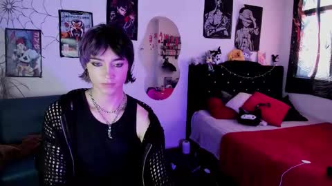 xzerox_ online show from February 12, 7:50 pm