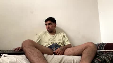 Snapshot of y0ungwithbrowndick chatting on March 2, 1:27 pm BROWN DICK online show from March 2, 1:27 pm