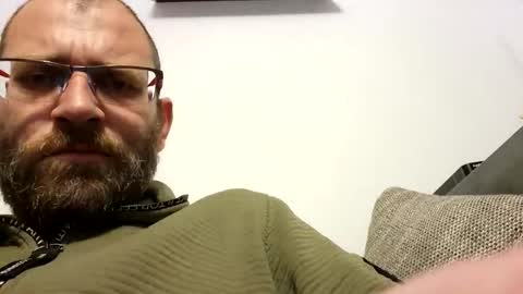 Nicholas online show from December 5, 7:11 pm