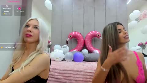 Yana  online show from September 12, 6:48 am