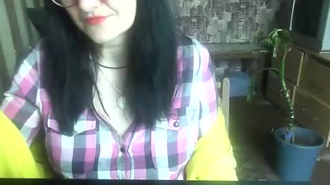 yanafiesta online show from April 27, 1:19 pm