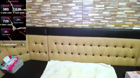 yanissa27 online show from July 18, 5:09 am