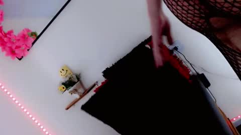 Yara online show from January 17, 6:17 pm