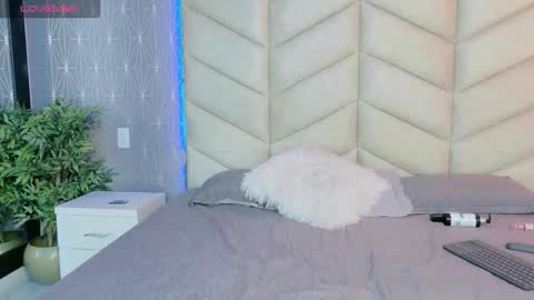 yara_shinne online show from March 7, 1:11 pm