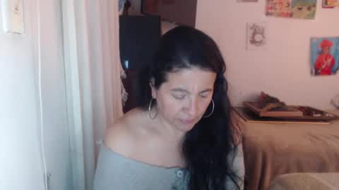 yasmin_love85 online show from November 11, 2:08 pm