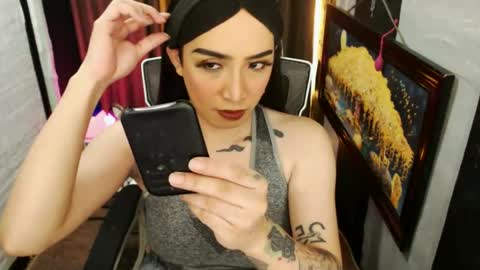 yassiered online show from June 28, 11:06 am
