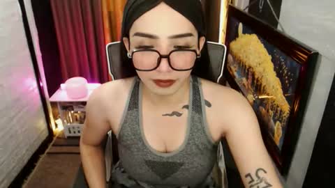 yassiered online show from March 30, 9:31 am